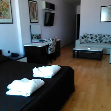 My House Hotel 2*