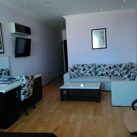 Hotel My House